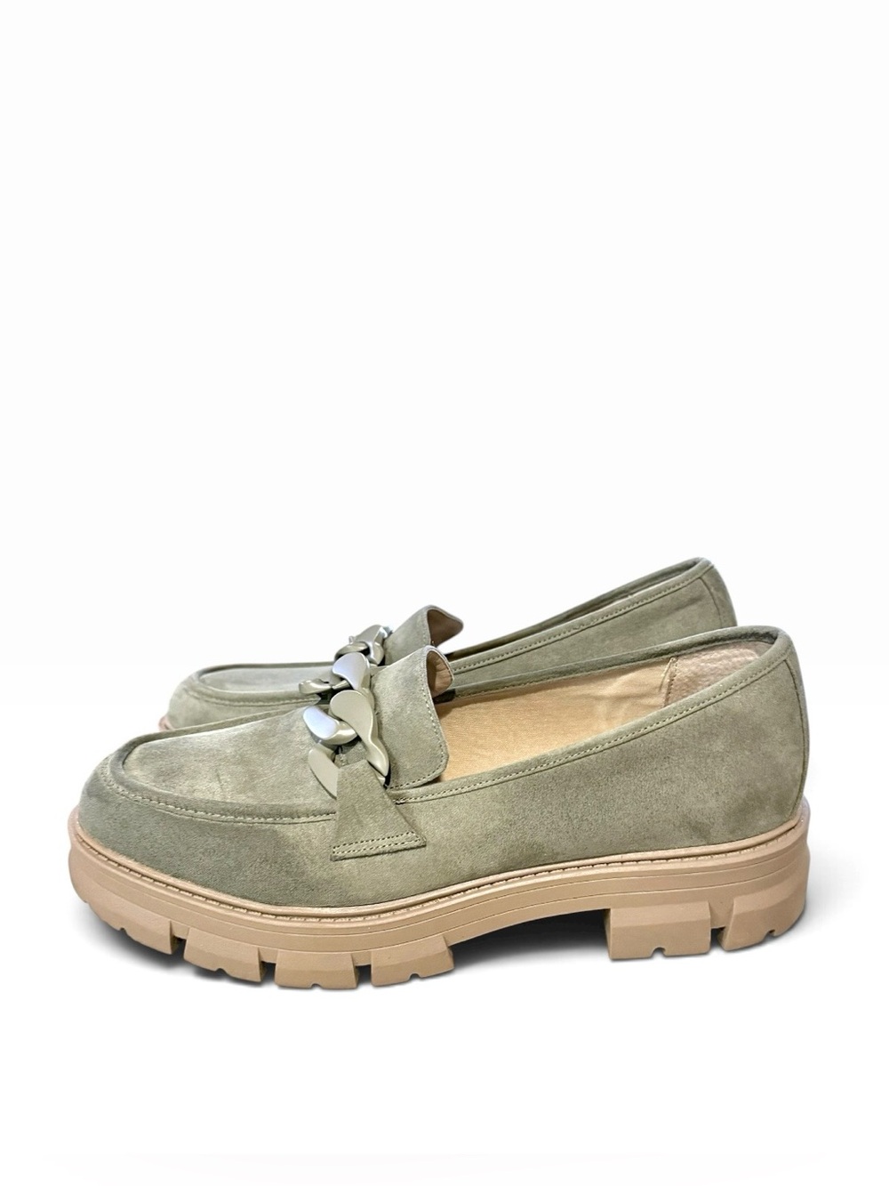 Wonderly Womenโs Lana Chain Detail Lug Sole Slip On Loafers